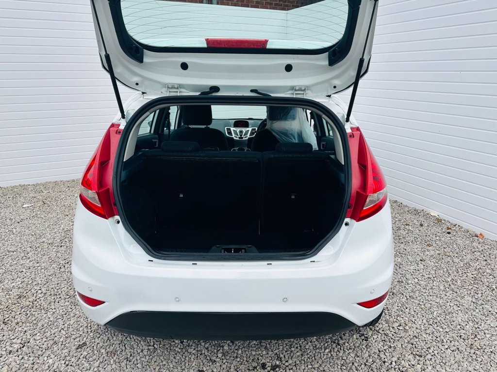 Used Ford Fiesta 2012 for sale - 76406209: Photo 8