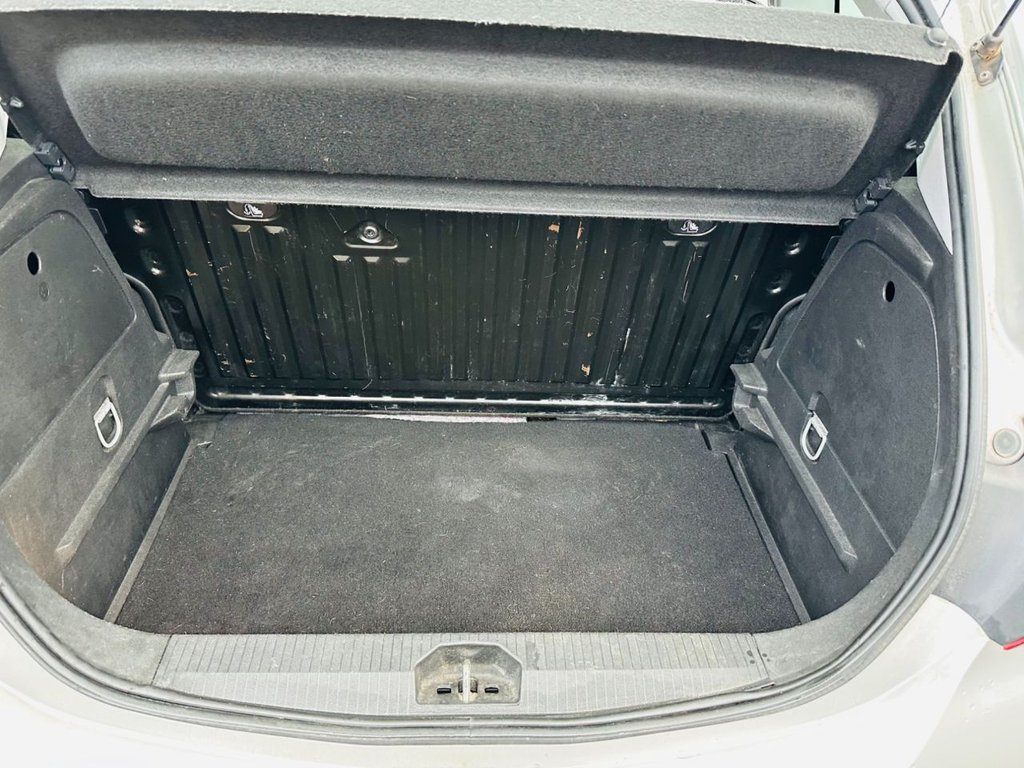 Used Vauxhall Corsa 2015 for sale - 77275902: Photo 34