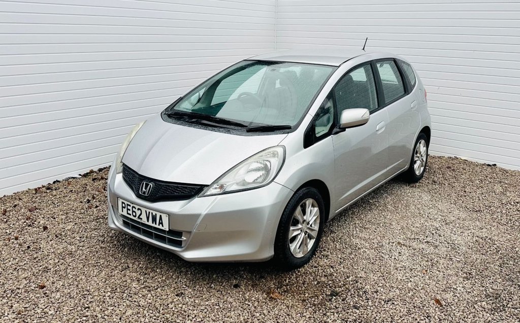 Used Honda Jazz 2012 for sale - 77464306: Photo 5