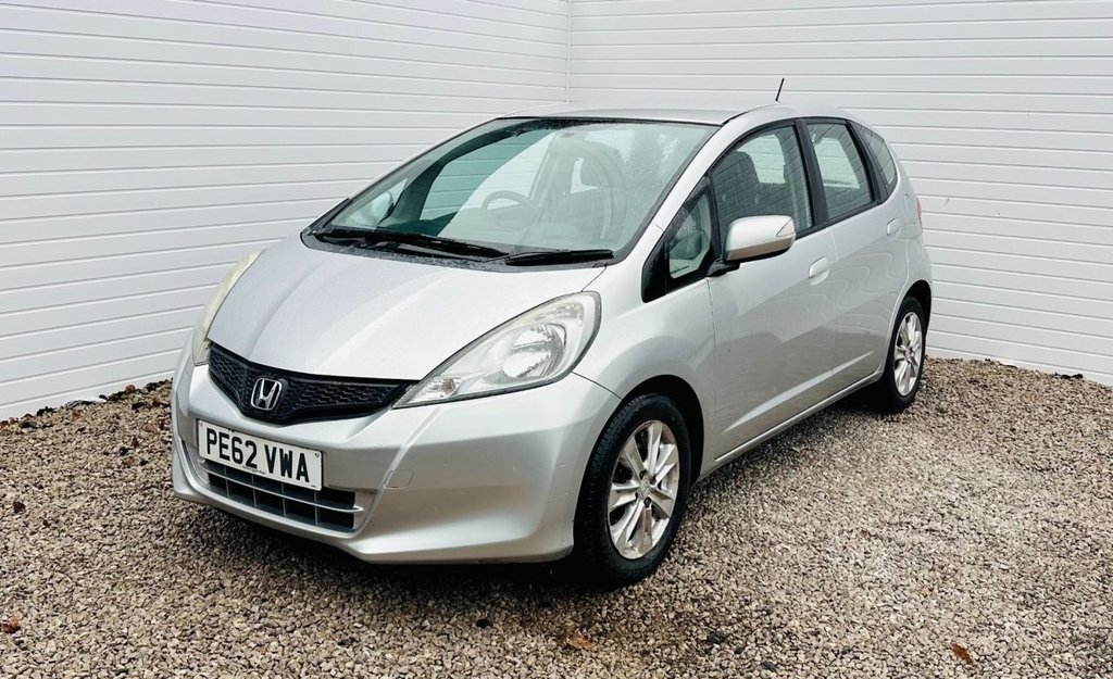 Used Honda Jazz 2012 for sale - 77464306: Photo 6