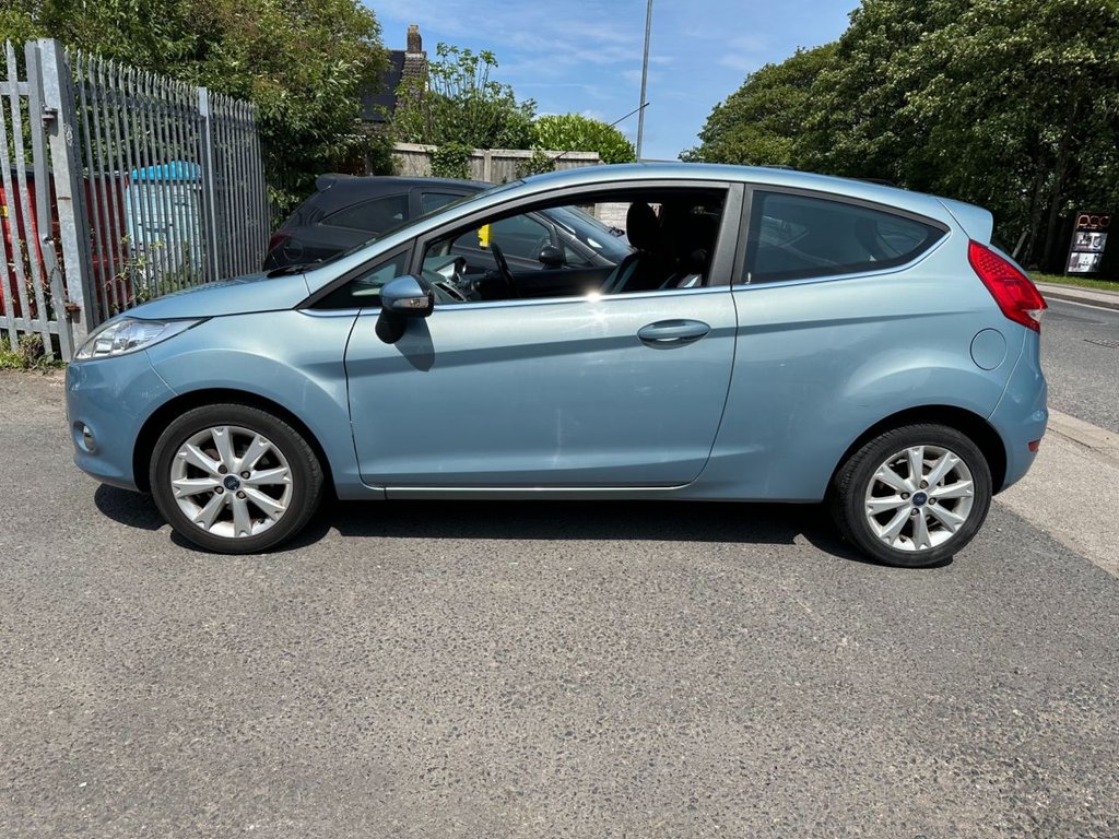 Used Ford Fiesta 2010 for sale - 77218631: Photo 2