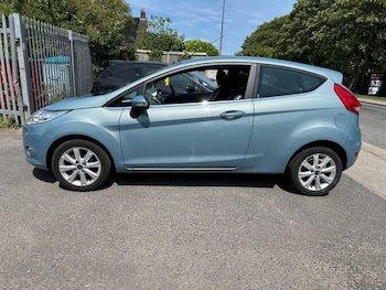 Used Ford Fiesta 2010 for sale - 77218631: Photo