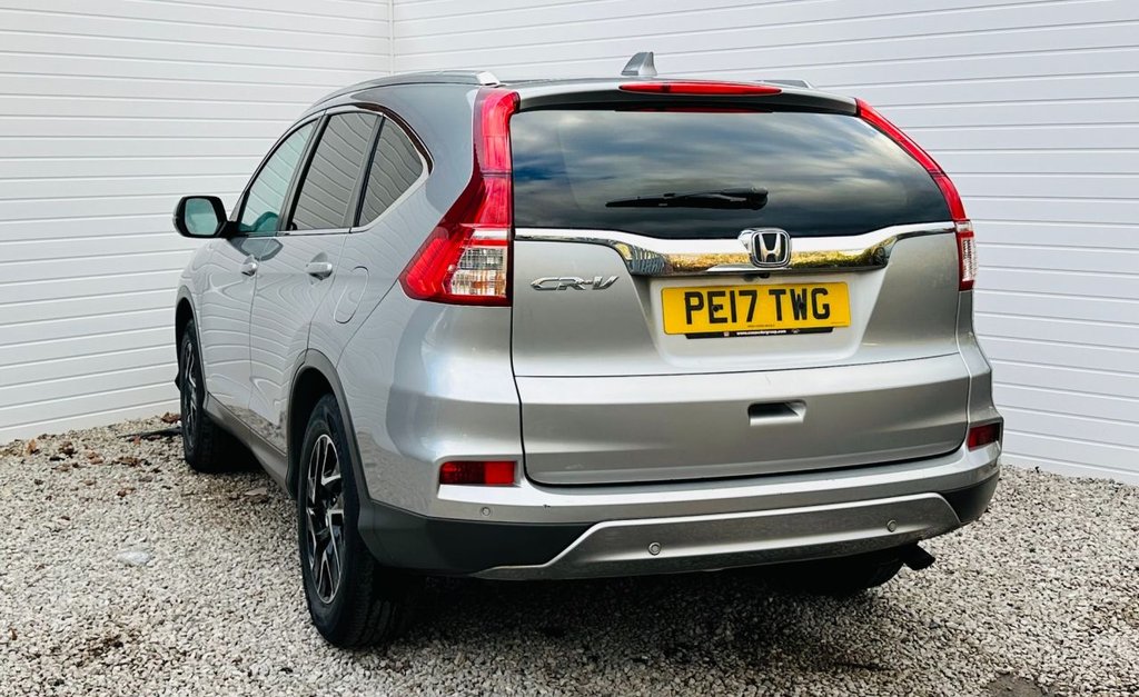 Used Honda CR-V 2017 for sale - 76914790: Photo 11