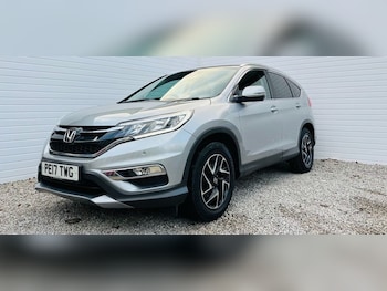 Used Honda CR-V 2017 for sale - 76914790: Photo