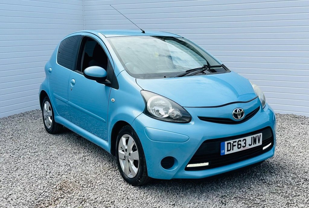 Used Toyota AYGO 2013 for sale - 76406237: Photo 1