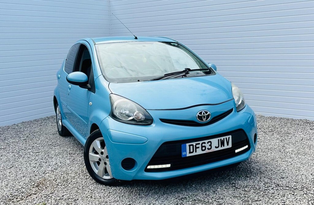 Used Toyota AYGO 2013 for sale - 76406237: Photo 11