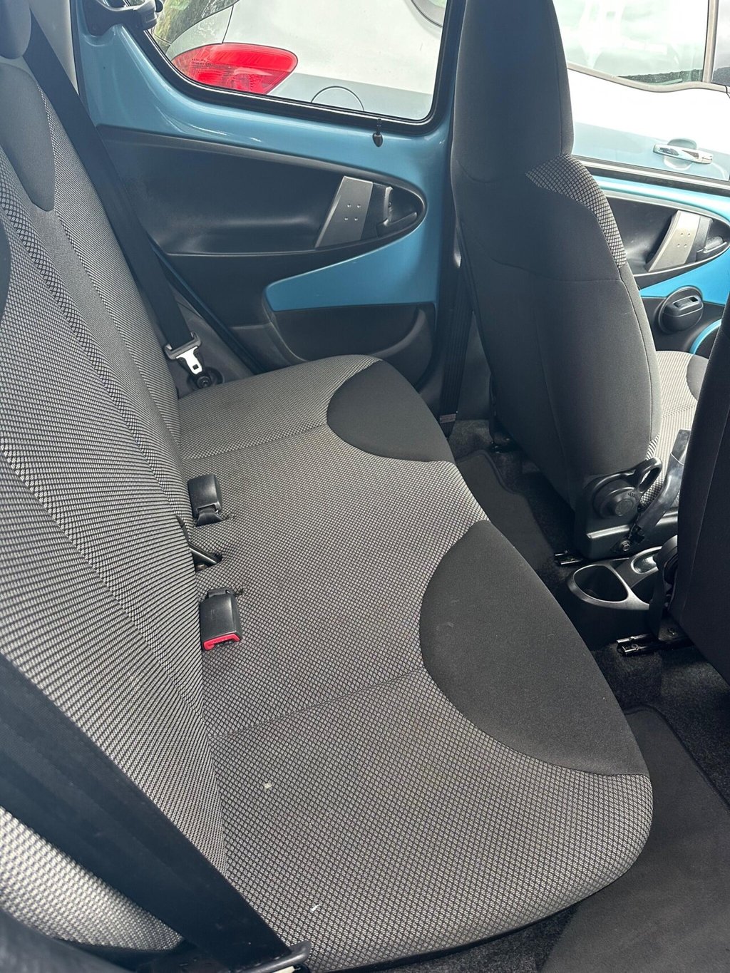 Used Toyota AYGO 2013 for sale - 76406237: Photo 19