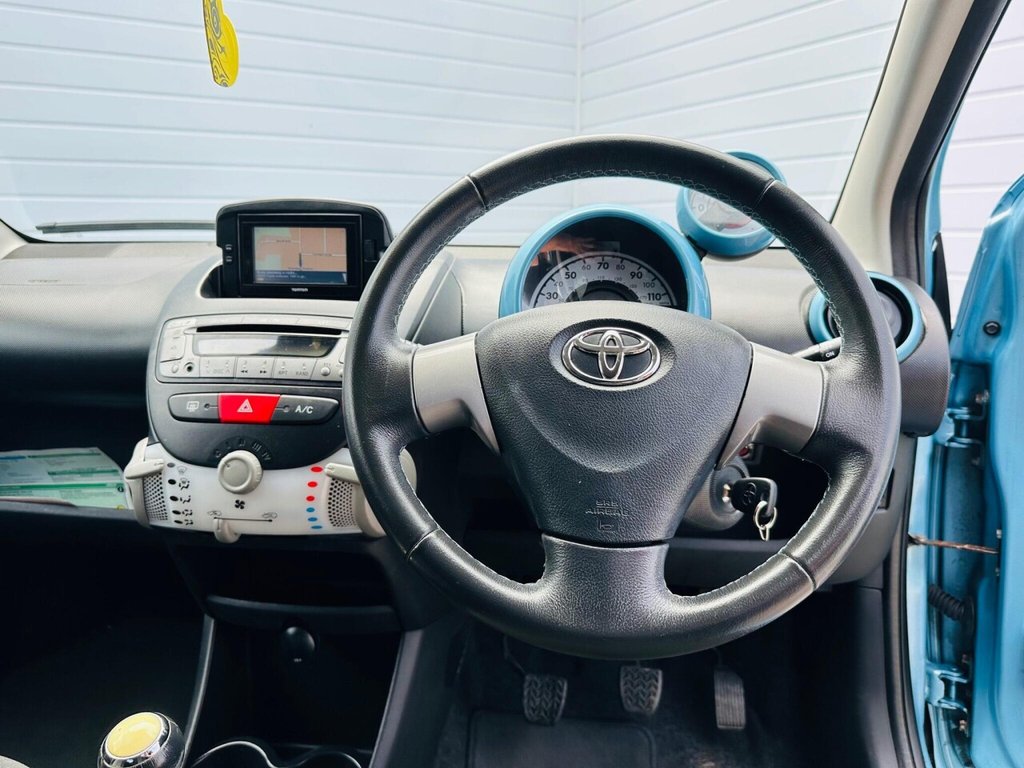 Used Toyota AYGO 2013 for sale - 76406237: Photo 3
