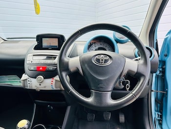 Used Toyota AYGO 2013 for sale - 76406237: Photo