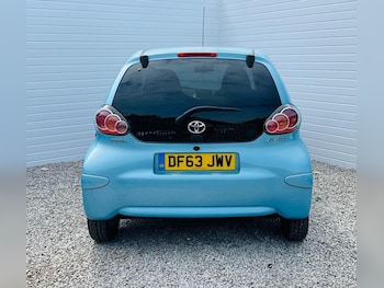 Used Toyota AYGO 2013 for sale - 76406237: Photo