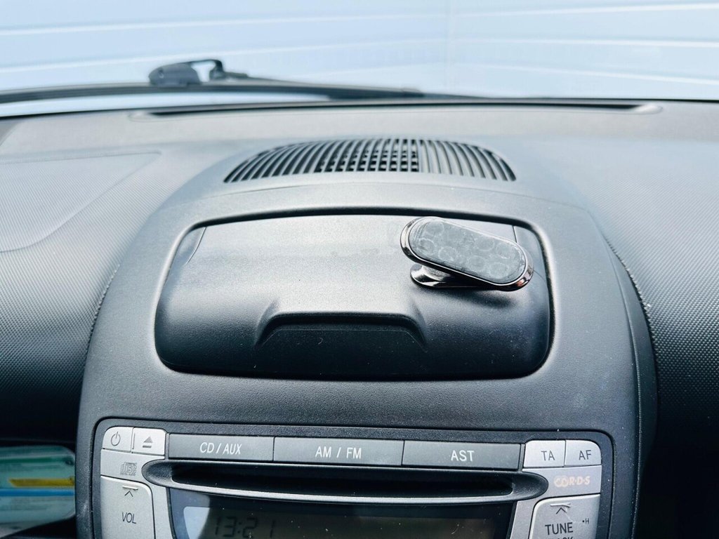 Used Toyota AYGO 2013 for sale - 76406237: Photo 9