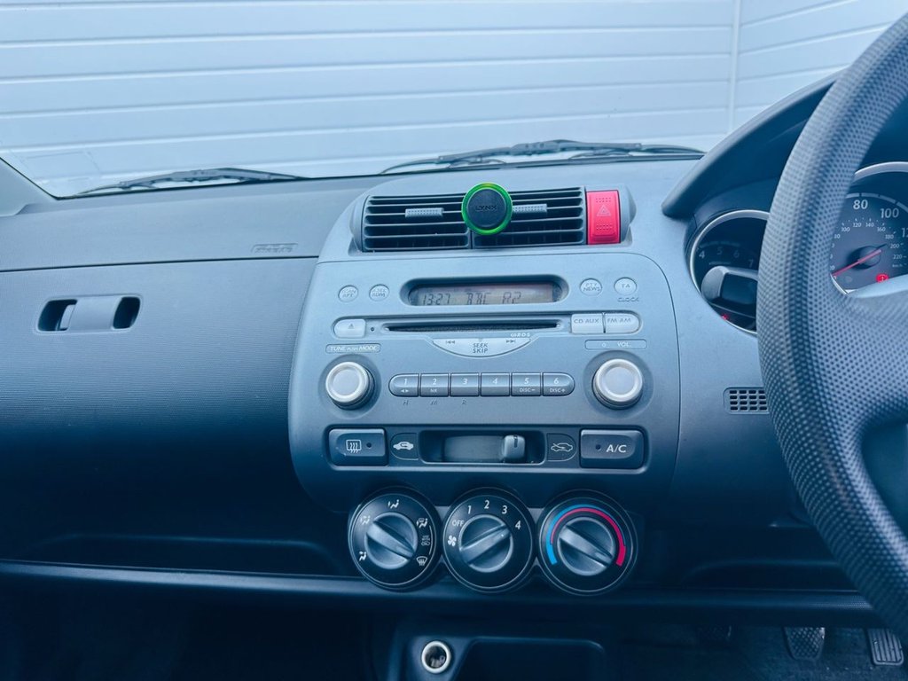 Used Honda Jazz 2003 for sale - 76406860: Photo 18