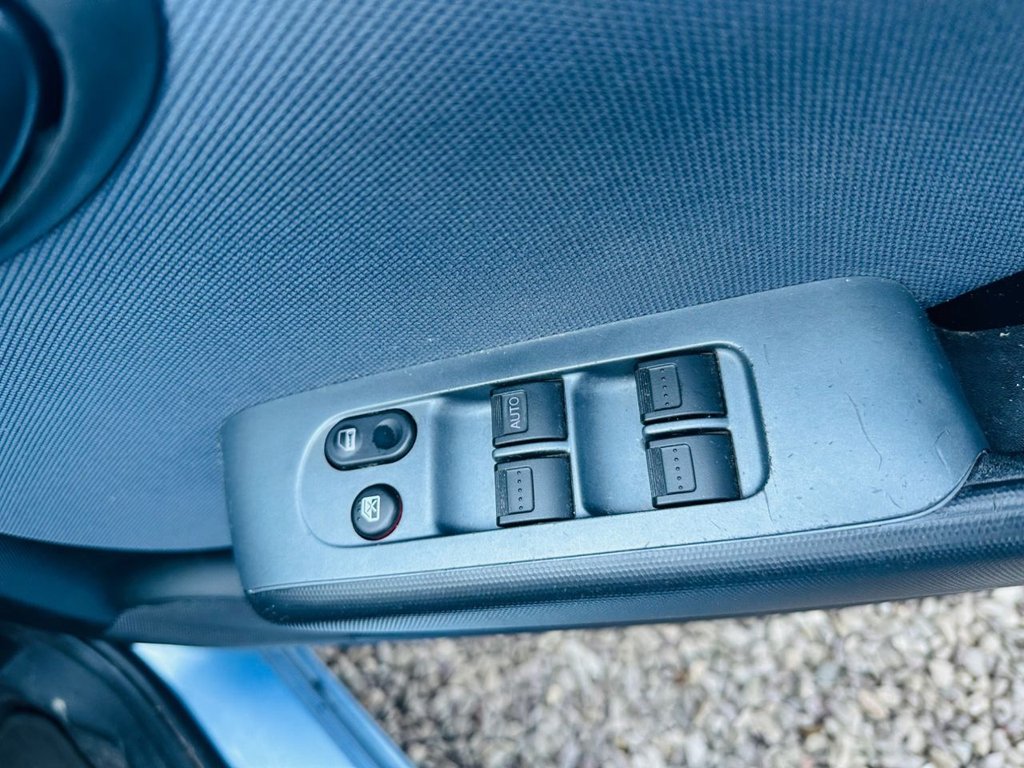 Used Honda Jazz 2003 for sale - 76406860: Photo 20