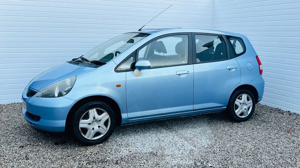 Used Honda Jazz 2003 for sale - 76406860: Photo 3