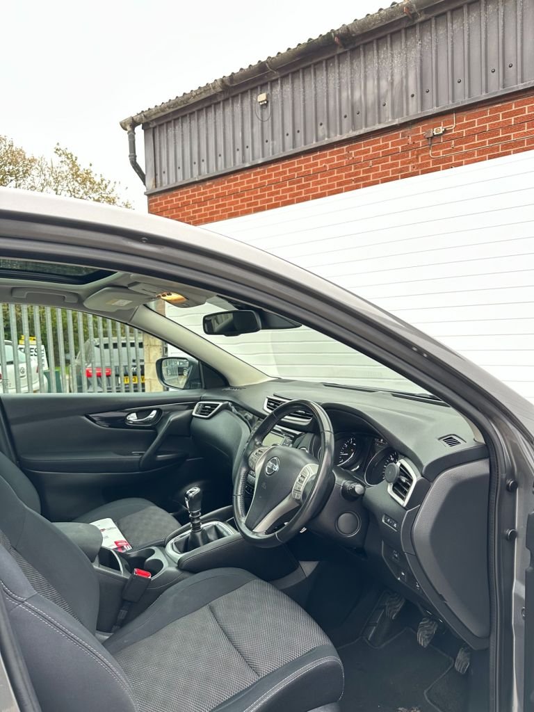 Used Nissan Qashqai 2014 for sale - 76470497: Photo 13