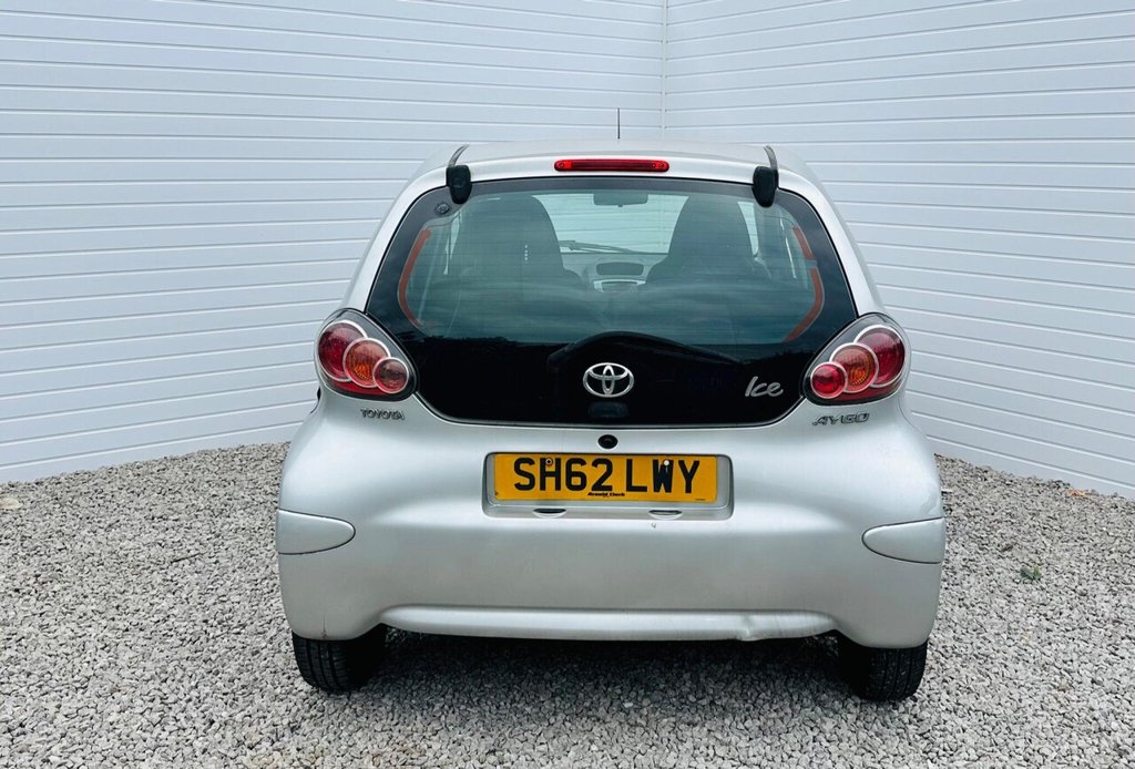 Used Toyota AYGO 2012 for sale - 76406225: Photo 8