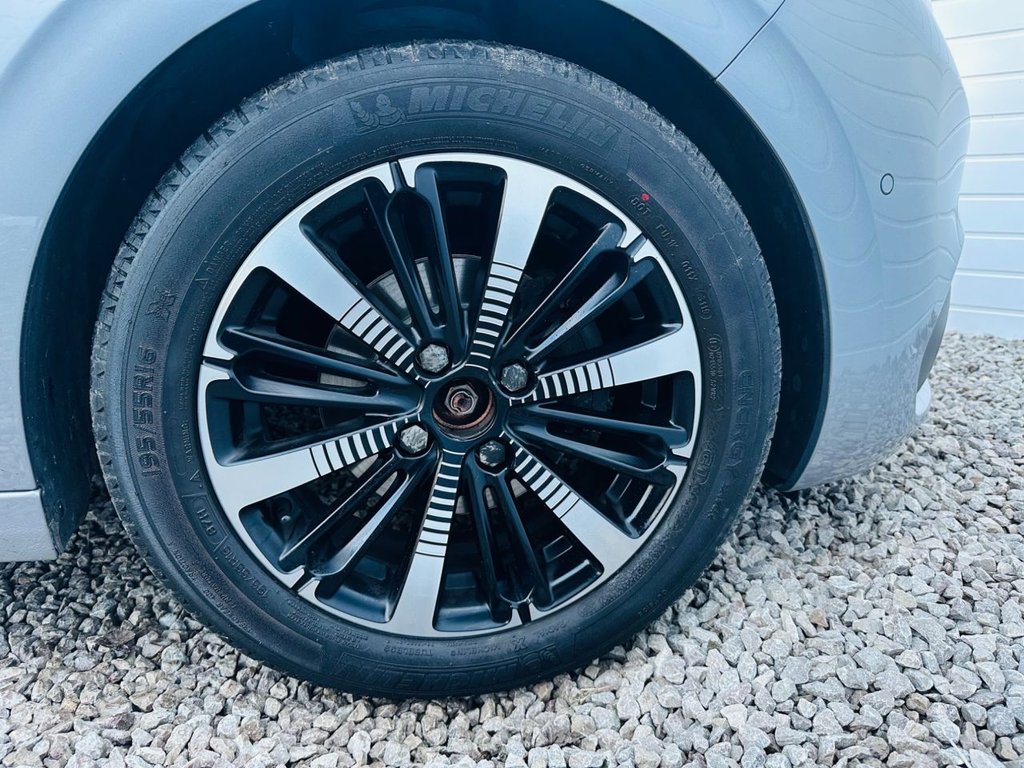 Used Peugeot 208 2019 for sale - 77360154: Photo 16