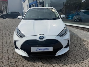 Used Toyota Yaris 2023 for sale - 79479732: Photo
