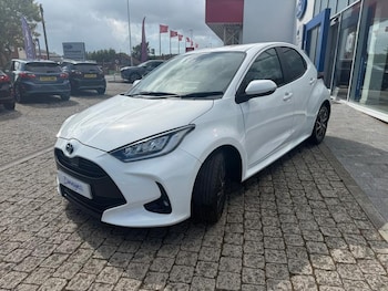 Used Toyota Yaris 2023 for sale - 79479732: Photo
