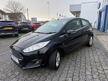 Used Ford Fiesta 2015 for sale - 77412912: Photo