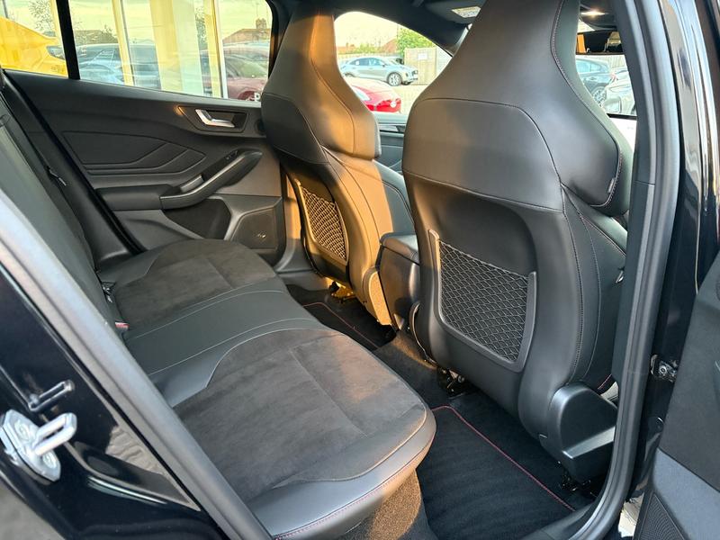 Used Ford Focus 2023 for sale - 78064109: Photo 13