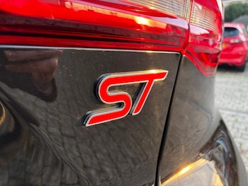 Used Ford Focus 2023 for sale - 78064109: Photo