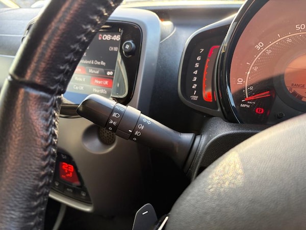 Used Toyota AYGO 2019 for sale - 76252389: Photo 19
