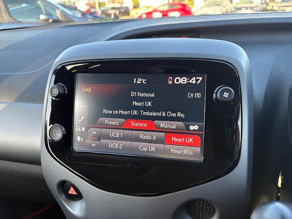 Used Toyota AYGO 2019 for sale - 76252389: Photo 24