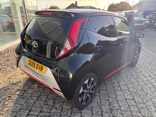 Used Toyota AYGO 2019 for sale - 76252389: Photo 3