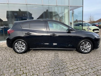 Used Ford Focus undefined for sale - 78302476: Photo