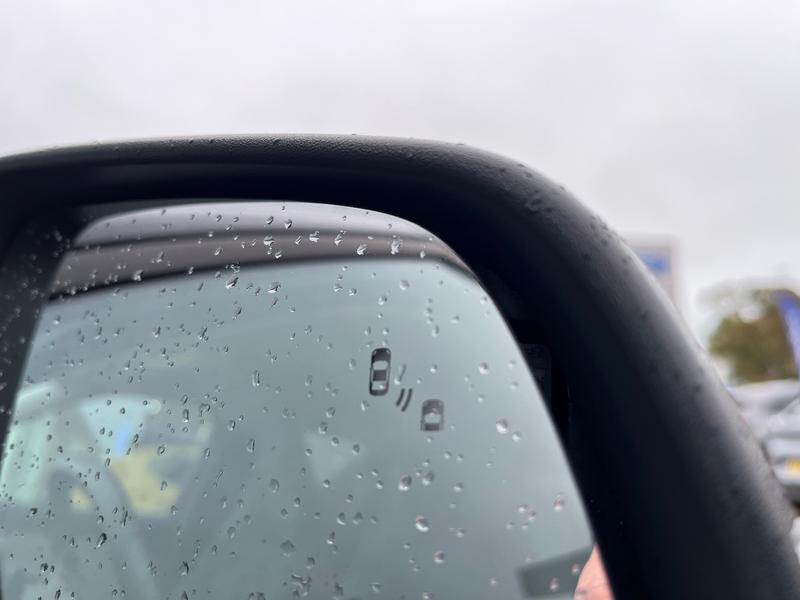 Used Ford Explorer 2024 for sale - 76477827: Photo 33