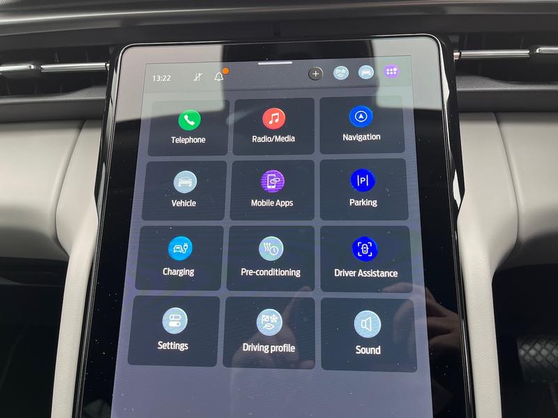 Used Ford Explorer 2024 for sale - 76477827: Photo 45