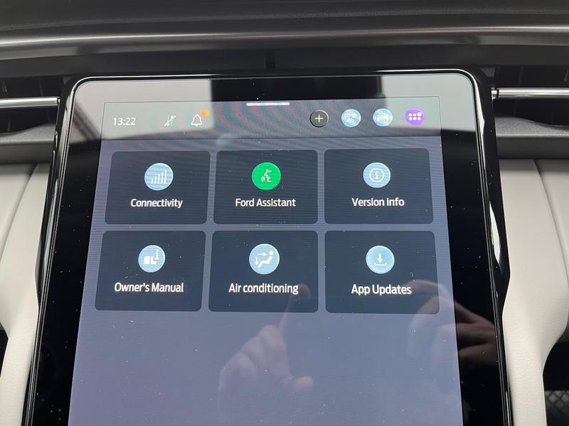 Used Ford Explorer 2024 for sale - 76477827: Photo 48