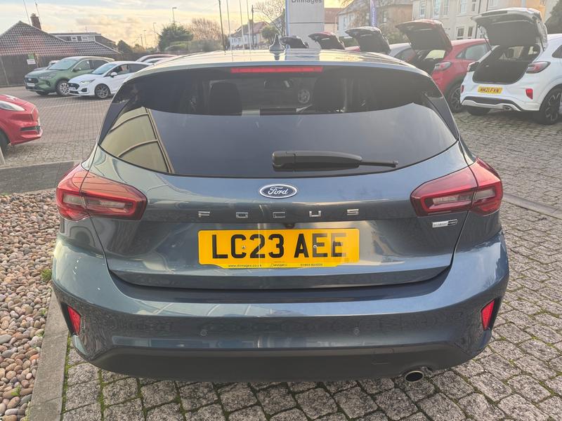 Used Ford Focus 2023 for sale - 76730140: Photo 3