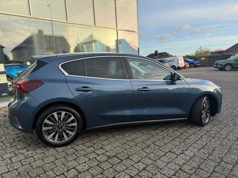 Used Ford Focus 2023 for sale - 76730140: Photo 7