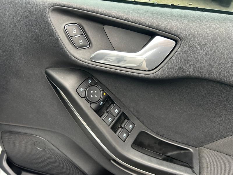 Used Ford Fiesta 2023 for sale - 77128201: Photo 22