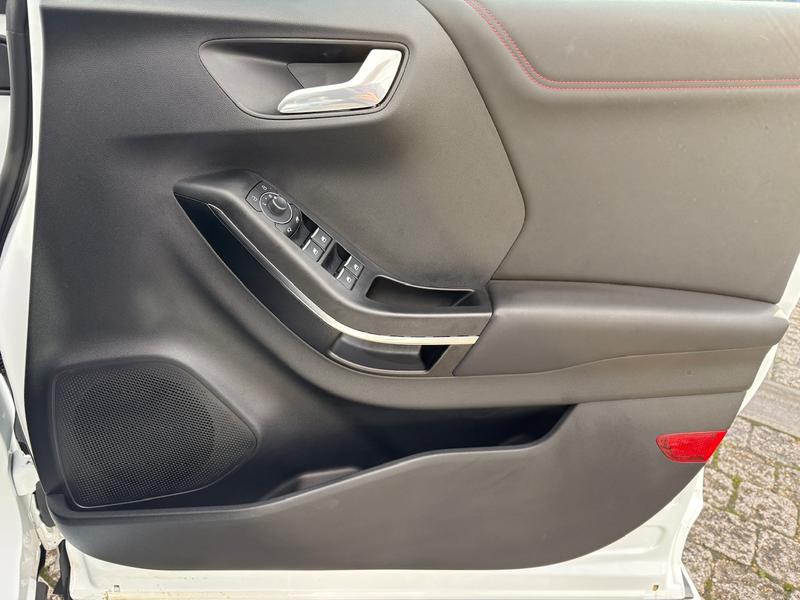 Used Ford Puma 2023 for sale - 76887988: Photo 25