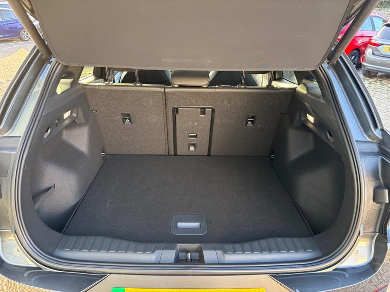 Used Ford Explorer 2024 for sale - 76477829: Photo 14