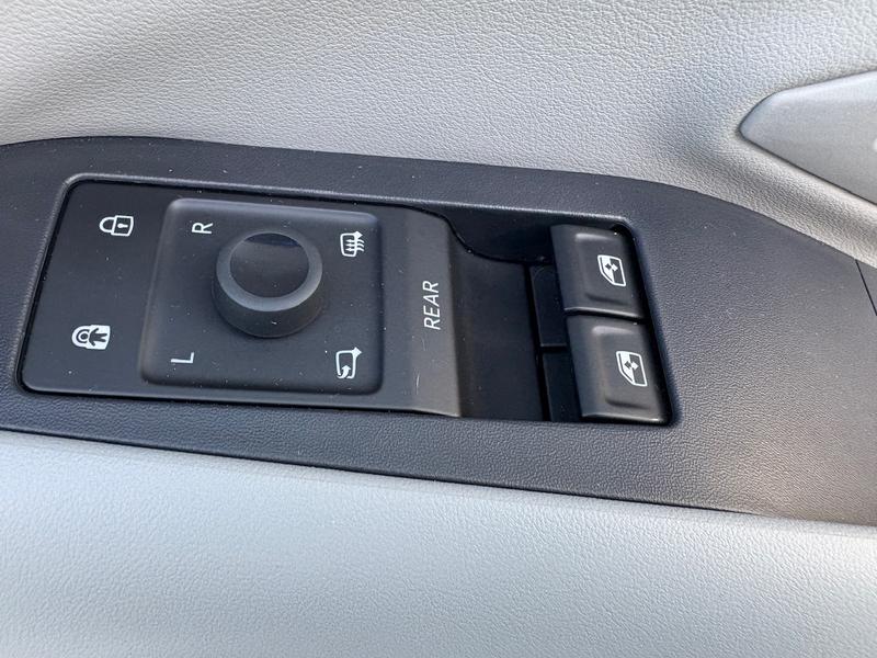 Used Ford Explorer 2024 for sale - 76477829: Photo 46