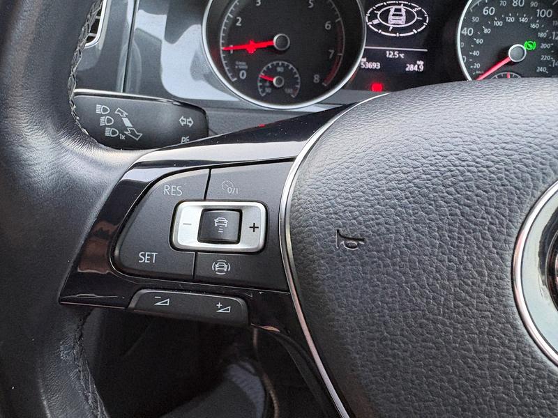 Used Volkswagen Golf 2019 for sale - 76767135: Photo 25