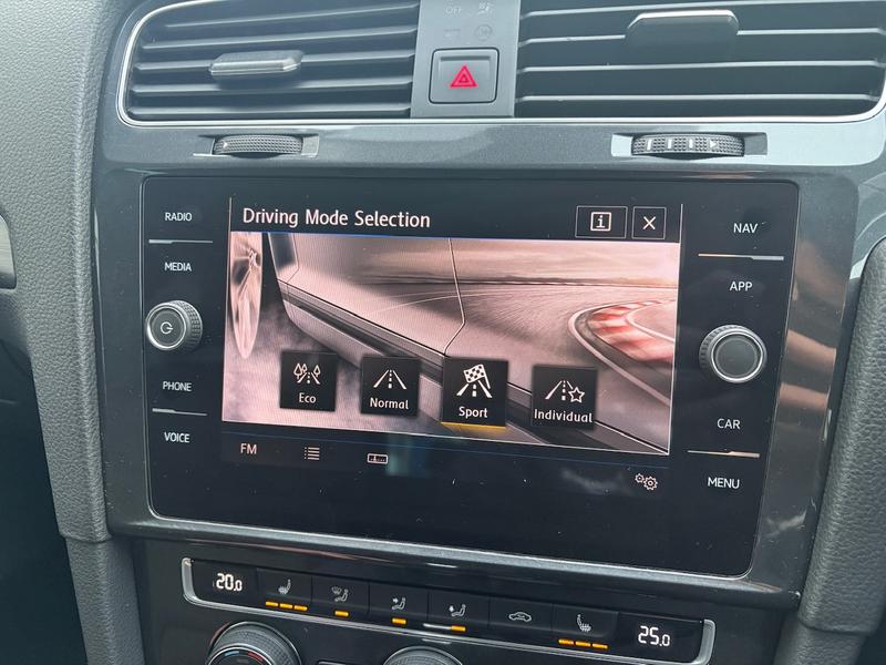 Used Volkswagen Golf 2019 for sale - 76767135: Photo 35