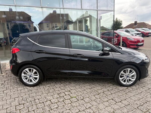 Used Ford Fiesta 2022 for sale - 75157174: Photo 2