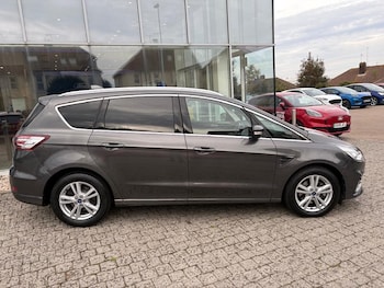 Used Ford S-Max 2023 for sale - 76477826: Photo