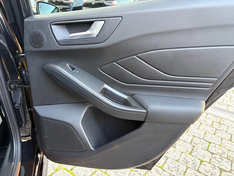Used Ford Focus 2023 for sale - 76480516: Photo 14