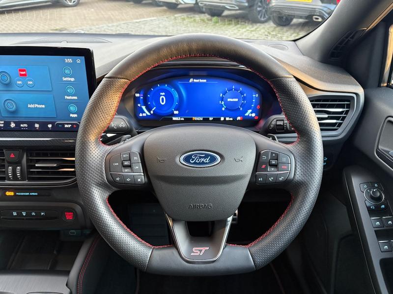 Used Ford Focus 2023 for sale - 76480516: Photo 17