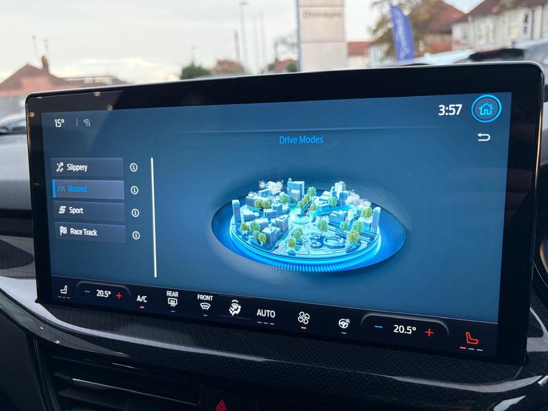 Used Ford Focus 2023 for sale - 76480516: Photo 37