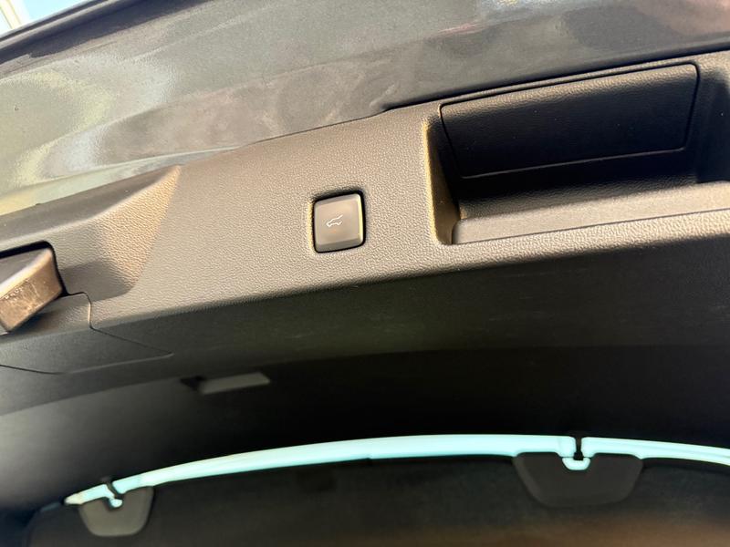 Used Ford Kuga 2023 for sale - 76730105: Photo 11