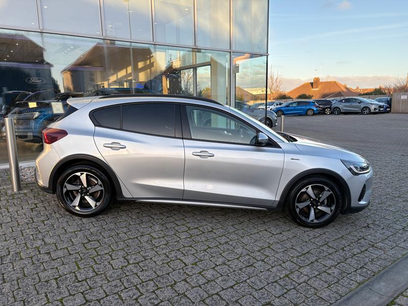 Used Ford Focus 2022 for sale - 77211012: Photo 2