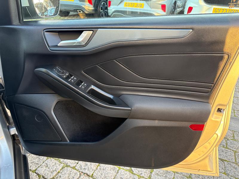 Used Ford Focus 2022 for sale - 77211012: Photo 21