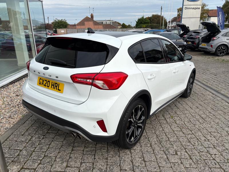 Used Ford Focus 2020 for sale - 76026296: Photo 3